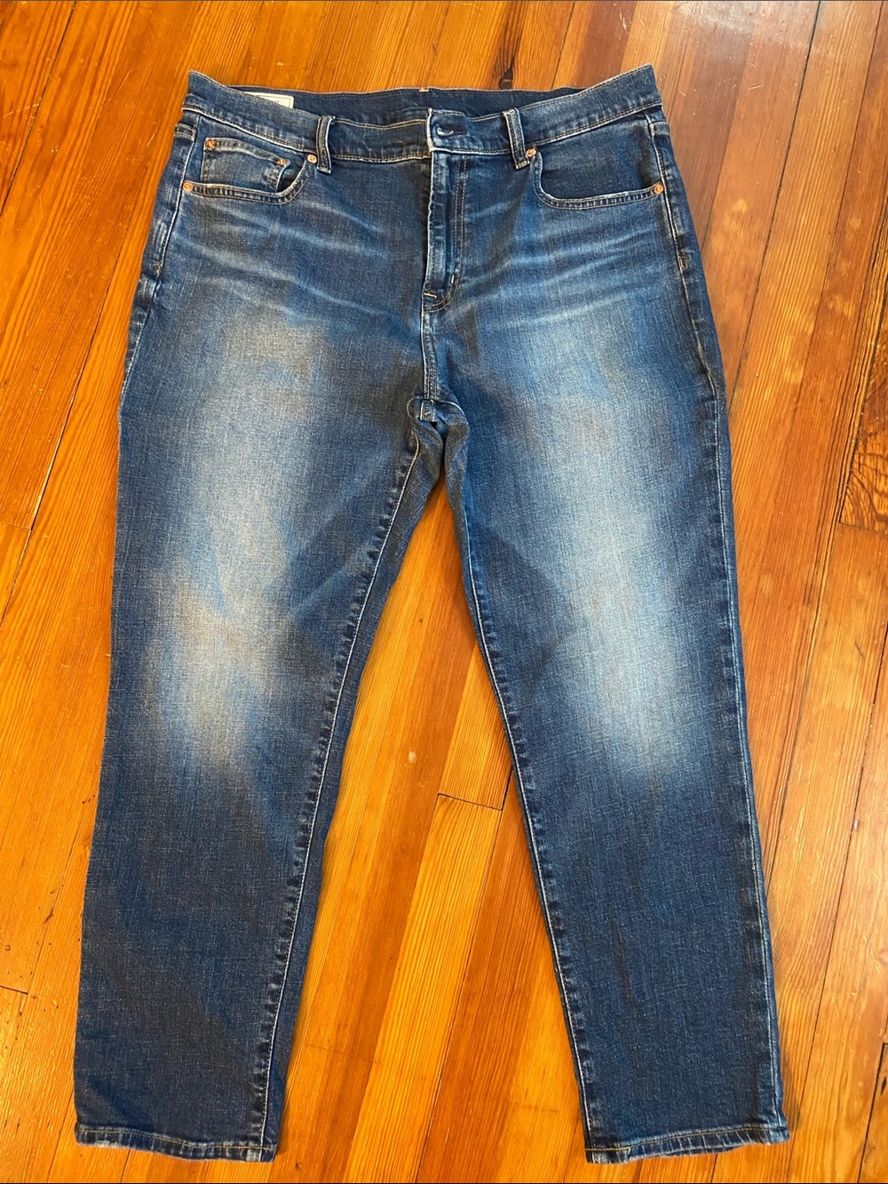 Women’s GAP Girlfriend Mid Rise Denim Jeans - size 32 / 14 Regular